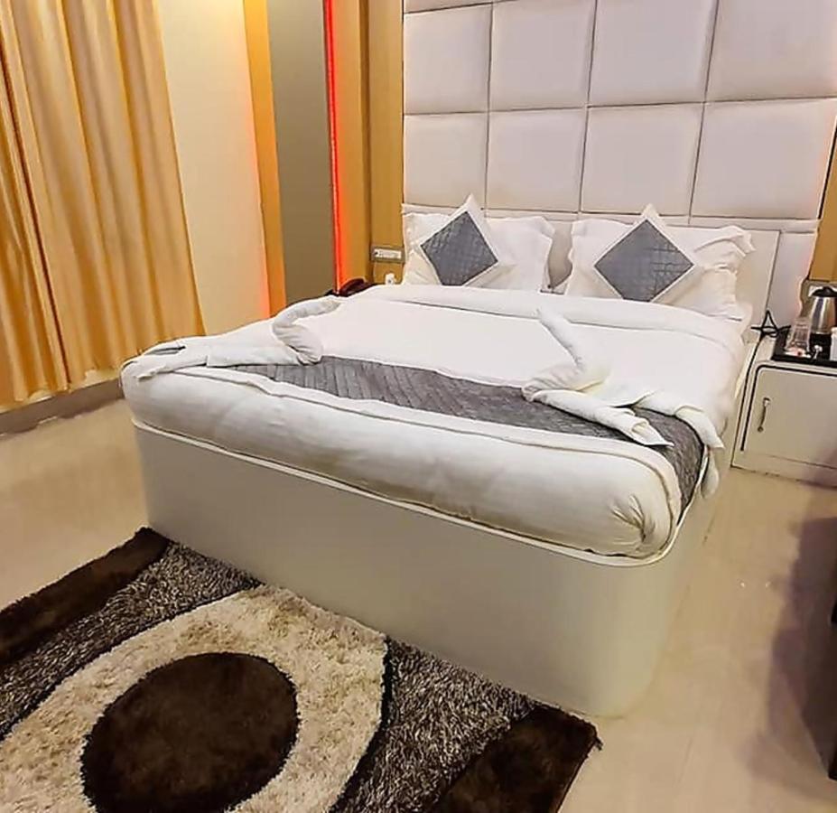 Hotel Gokul Raj By Wb Economy , Madhubani Esterno foto