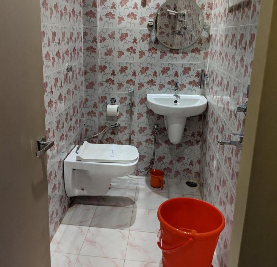 Hotel Gokul Raj By Wb Economy , Madhubani Esterno foto