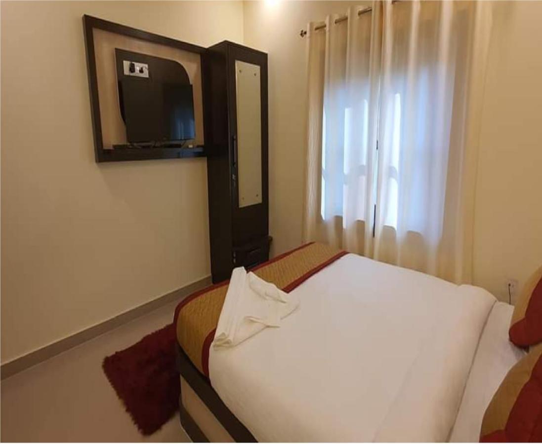 Hotel Gokul Raj By Wb Economy , Madhubani Esterno foto